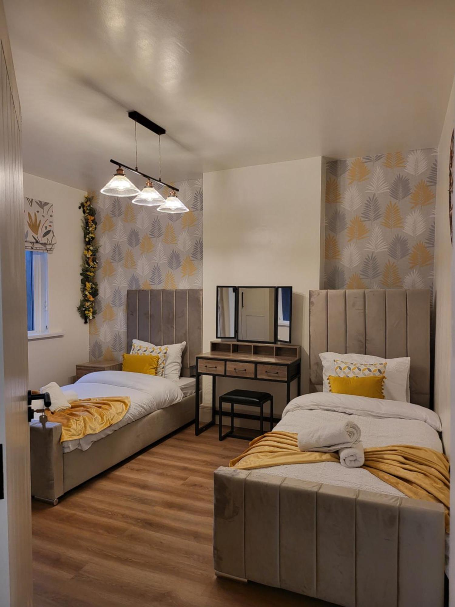 Country Style Modern Self Catering 3 Bedroom Bungalow In Блекпул Екстериор снимка