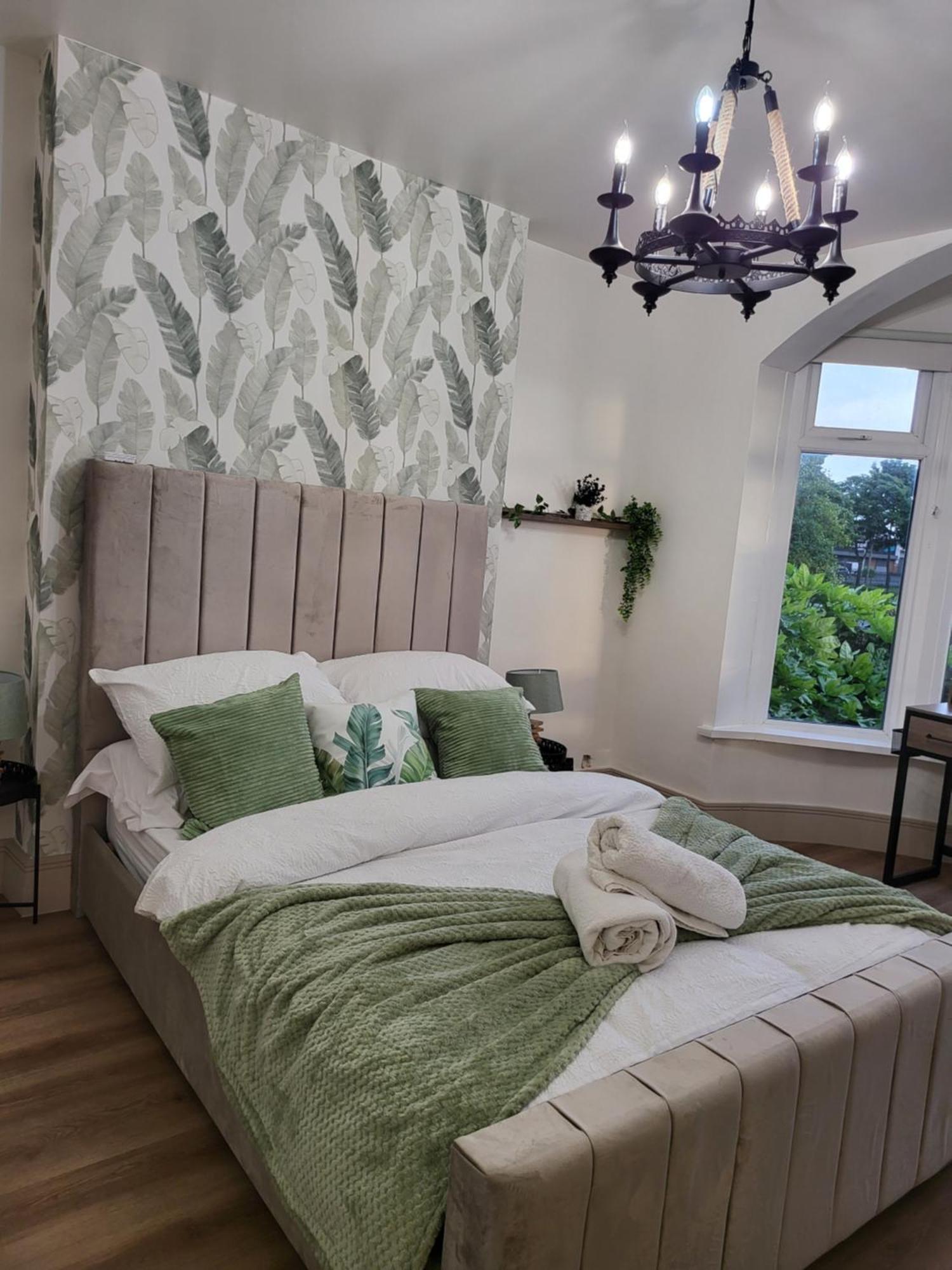 Country Style Modern Self Catering 3 Bedroom Bungalow In Блекпул Екстериор снимка